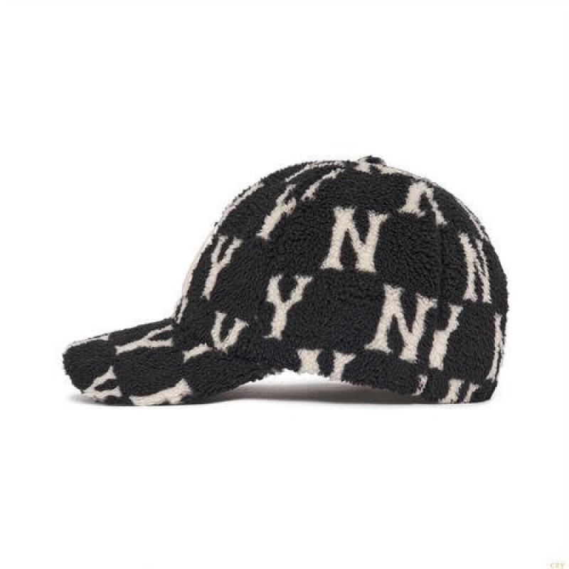 Casquettes MLB Classiche Monogra Fleece Unstructureball New York Yankees Accessoires Noir | 4638KNSBJ