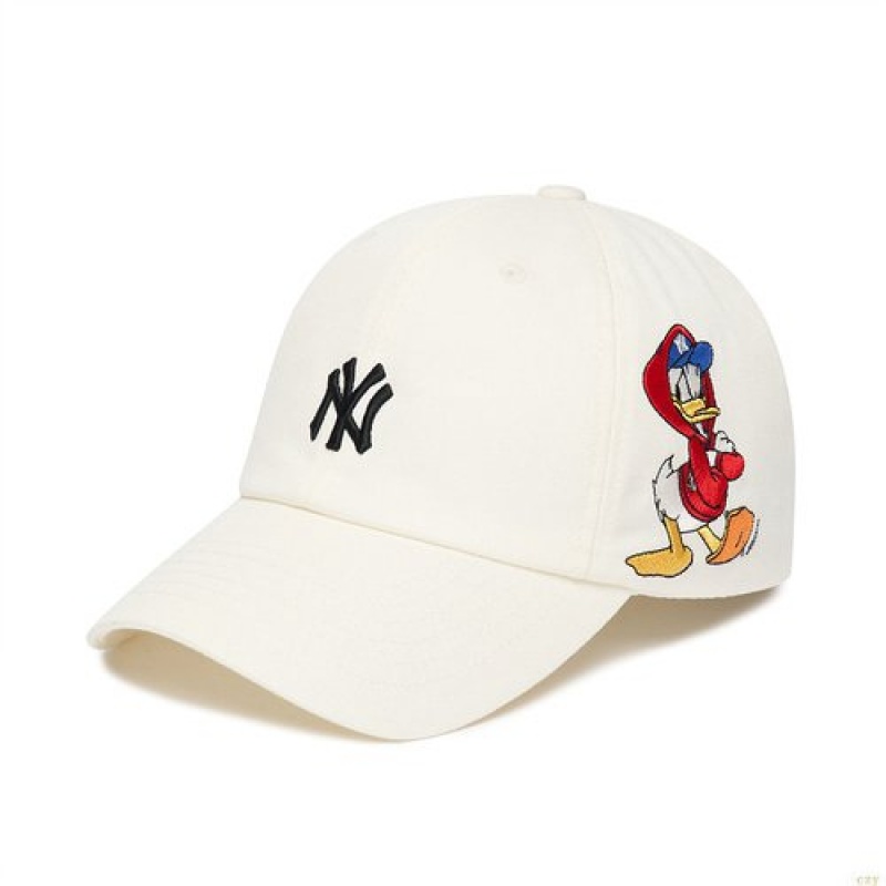 Casquettes MLB Disney Ball New York Yankees Accessoires Blanche | 4857TYENM