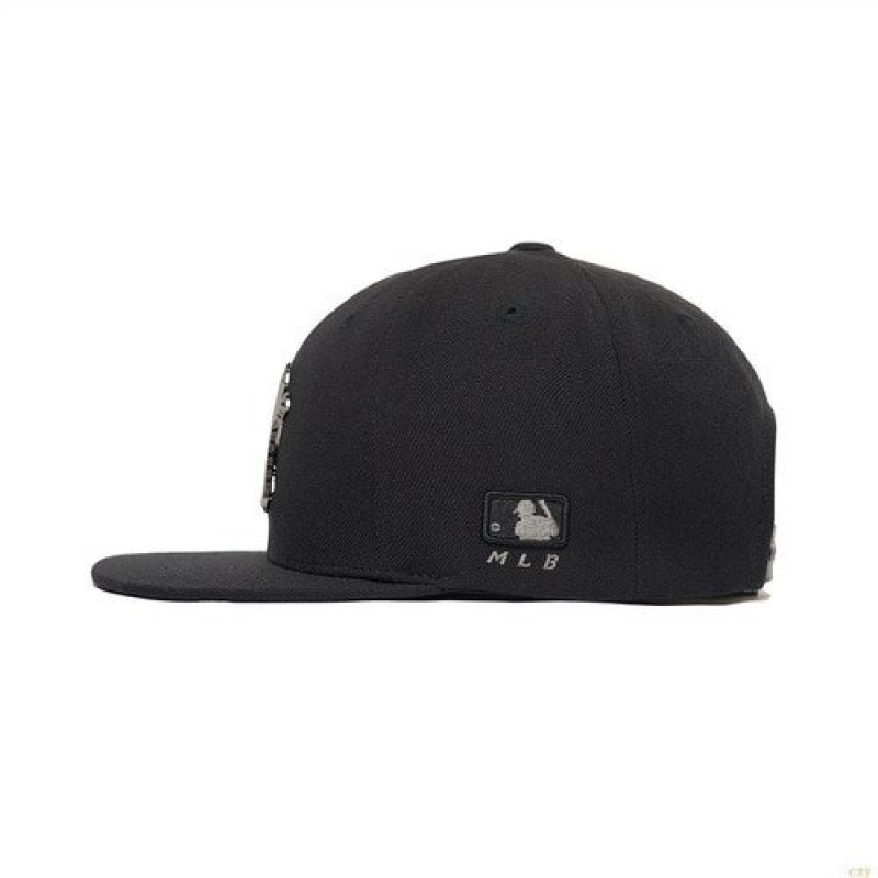 Casquettes MLB Metal Logo Snapbac New York Yankees Accessoires Noir | 3902OWLSP