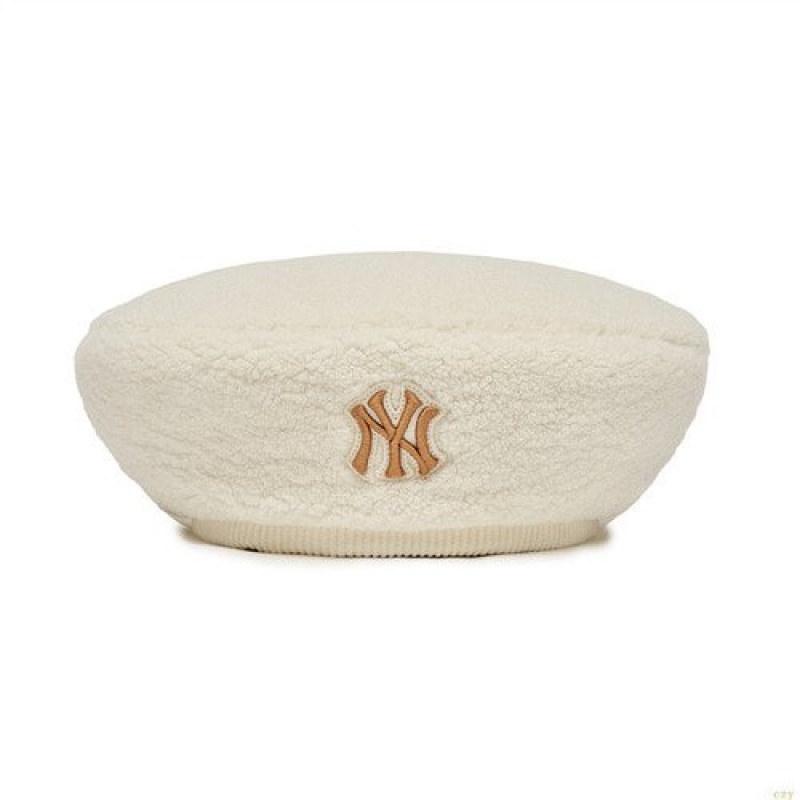 Chapeaux MLB Fleece Beret New York Yankees Accessoires Blanche | 2753LRHUB